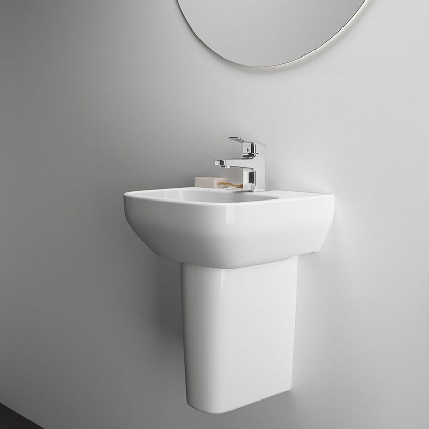 Lifestyle image of Ideal Standard i.life A 400mm Semi-Pedestal Cloakroom Basin